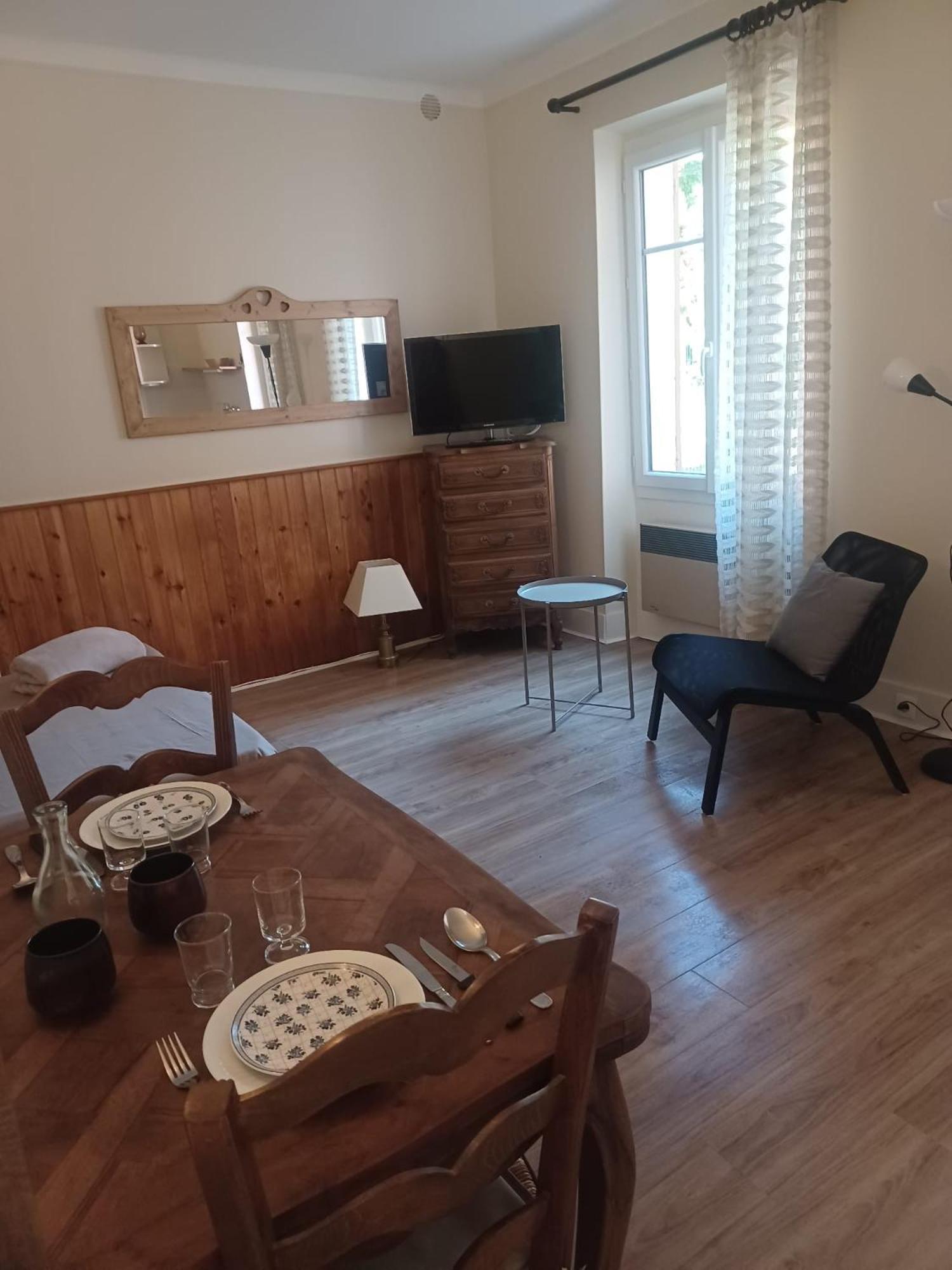 Studio Le Clocher Saint-Étienne-de-Tinée Buitenkant foto